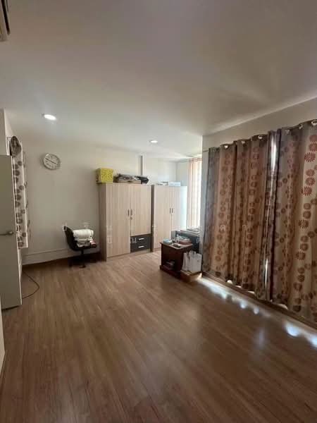 Baan Klang Muang Sathorn-Taksin 2, Bangkok, Kanlapaphruek Road, Bangko, Chom Thong, Bangkok, 3 Bedrooms, 160 sqm, Townhouse For Rent, by ปรินทร์ญาดา ชิณโชติ, 500455715 - DDproperty.com