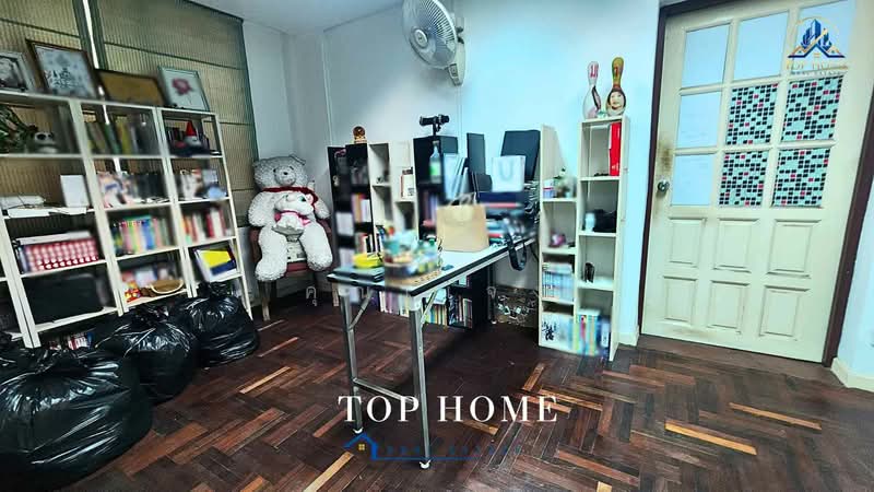 ขายด่วน ทาวน์โฮม 3 ชั้นขนาดใหญ่ ลาดพร้าว 101 ซอย 5, กรุงเทพ, คลองเจ้าคุณสิงห์, วังทองหลาง, กรุงเทพ, 650 ตร.ม., ทาวน์เฮ้าส์ ขาย, โดย คุณเเจง, 500455755 - DDproperty.com