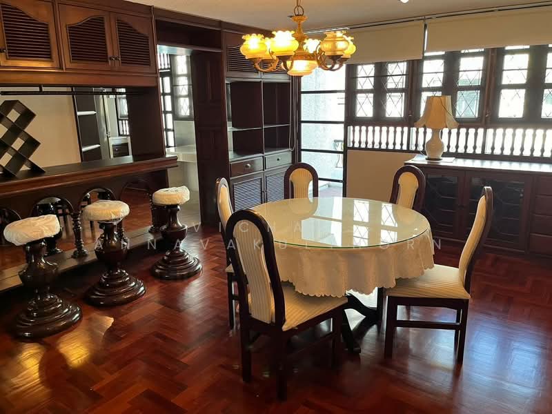 ทาวน์เฮ้าส์ 3-ห้องนอน, กรุงเทพ, สีลม, บางรัก, กรุงเทพ, 400 ตร.ม., ทาวน์เฮ้าส์ ให้เช่า, โดย Vichai Annavakulthorn, 500455803 - DDproperty.com