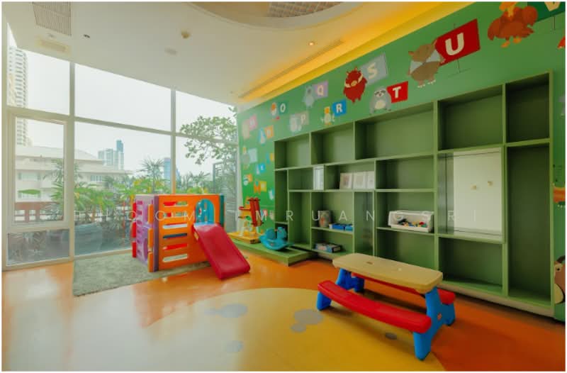 Fullerton Sukhumvit : ฟูลเลอตัน สุขุมวิท, กรุงเทพ, ถนนสุขุมวิท, คลองตันเหนือ, วัฒนา, กรุงเทพ, 172 ตร.ม., คอนโด ให้เช่า, โดย Phoom Imruangsri, 500455814 - DDproperty.com