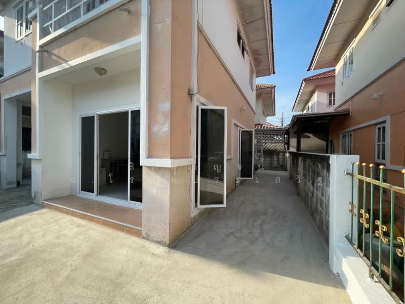 บ้านบุรีรมย์ วงแหวน-ปิ่นเกล้า ซอยวัดพระเงิน,นนทบุรี, Nonthaburi, Plai Bang, Bang Kruai, Nonthaburi, 3 Bedrooms, 110 sqm, Townhouse For Sale, by สิริกาญจน์ ฉ.โรจน์ประเสริฐ, 500455816 - DDproperty.com