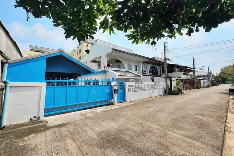 ทิพย์ชวาลย์ ลาดพร้าว 87, กรุงเทพ, ถนนลาดพร้าว, คลองเจ้าคุณสิงห์, วังทองหลาง, กรุงเทพ, 110 ตร.ม., ทาวน์เฮ้าส์ ขาย, โดย คุณมิว, 500455875 - DDproperty.com