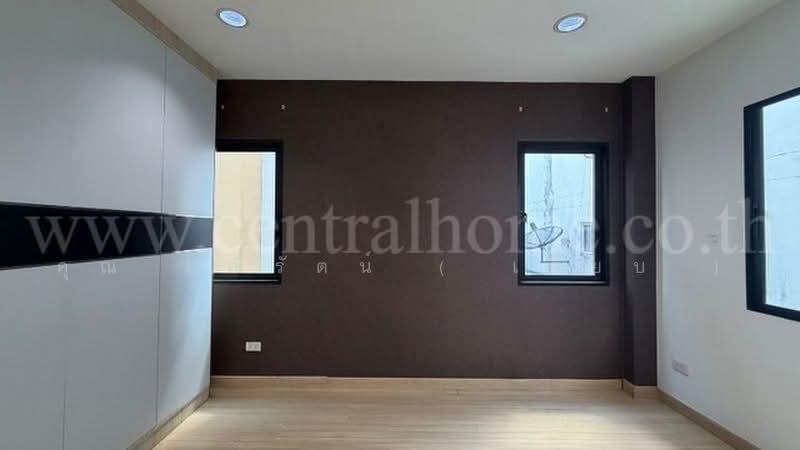 The Symphony Townhome, Bangkok, 189 Soi Nawamin 163, Nuan Chan, Bueng Kum, Bangkok, 3 Bedrooms, 180 sqm, Townhouse For Sale, by คุณ มณีรัตน์ ( เจี๊ยบ ), 500455880 - DDproperty.com