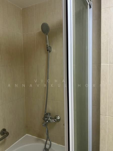 The Clover Thonglor Residence, Bangkok, Soi Sukhumvit 55, Khlong Tan Nua, Watthana, Bangkok, 1 Bedroom, 45 sqm, Condo For Rent, by Vichai Annavakulthorn, 500455915 - DDproperty.com