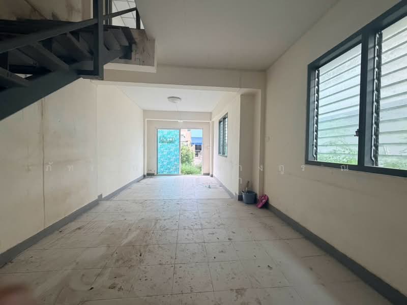 Baan Ua-Athorn Rangsit khlong10/3, Pathum Thani, Bung Ba, Nong Sua, Pathum Thani, 2 Bedrooms, 94 sqm, Townhouse For Sale, by ภัทรนัน อิศรางกูร ณ อยุธยา, 500455973 - DDproperty.com
