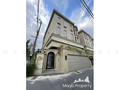 ขาย - Casa Ekamai 28 : คาซ่า เอกมัย 28, กรุงเทพ