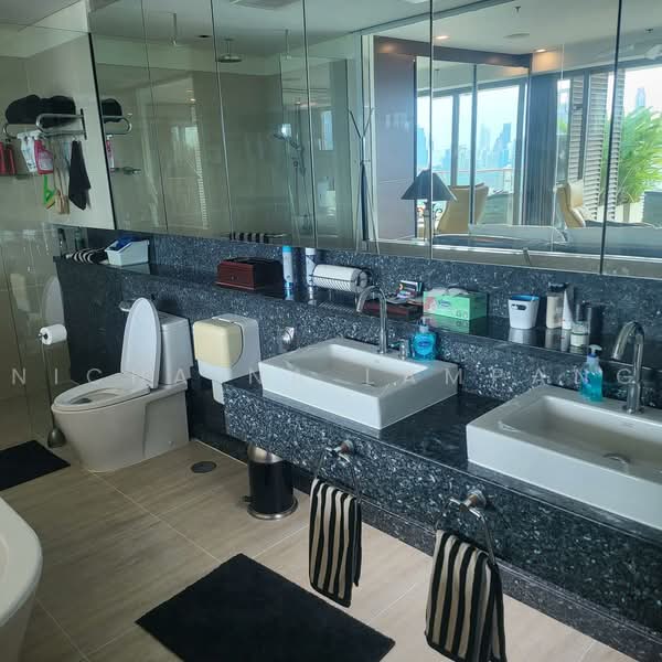 The Lakes, Bangkok, 123 Ratchadaphisek Road, Khlong Toei, Bangkok, 3 Bedrooms, 440 sqm, Condo For Sale, by Nicha Na Lampang, 500456050 - DDproperty.com