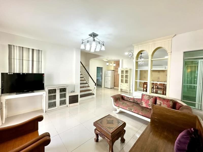 Mae Hia, Mueang Chiang Mai District, Chiang Mai, Mae Hia, Muang Chiang Mai, Chiang Mai, 4 Bedrooms, 250 sqm, Single Detached House For Rent, by Surat Premsri, 500456063 - DDproperty.com