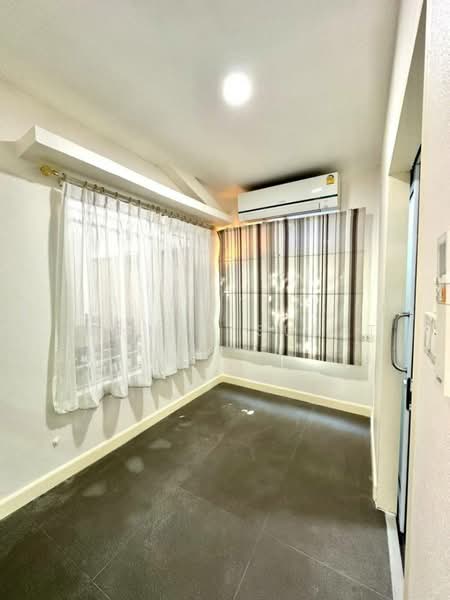 Mae Hia, Mueang Chiang Mai District, Chiang Mai, Mae Hia, Muang Chiang Mai, Chiang Mai, 4 Bedrooms, 250 sqm, Single Detached House For Rent, by Surat Premsri, 500456063 - DDproperty.com