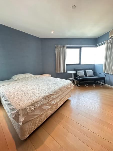 Sathorn Gardens, Bangkok, 39 South Sathorn Road, Thung Maha Mek, Sathon, Bangkok, 3 Bedrooms, 200 sqm, Condo For Rent, by Vichai Annavakulthorn, 500456075 - DDproperty.com