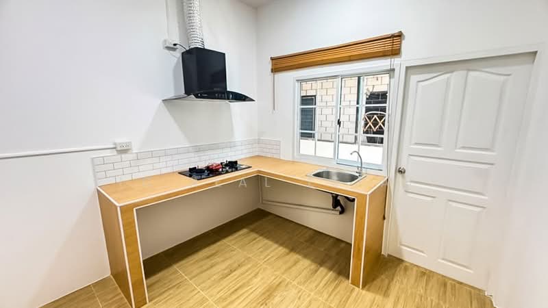 Renovated Townhome for Sale Khao Talo East Pattaya, Chon Buri (Pattaya), Bang Lamung, Bang Lamung (Pattaya), Chon Buri (Pattaya), 2 Bedrooms, 96 sqm, Townhouse For Sale, by PLC real estate, 500456104 - DDproperty.com