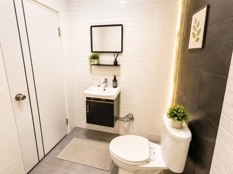 Renovated Townhome for Sale Khao Talo East Pattaya, Chon Buri (Pattaya), Bang Lamung, Bang Lamung (Pattaya), Chon Buri (Pattaya), 2 Bedrooms, 96 sqm, Townhouse For Sale, by PLC real estate, 500456104 - DDproperty.com