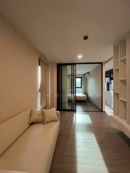 Aspire Ratchayothin, Bangkok, 42 Phahon Yothin Rd, Lat Yao, Chatuchak, Bangkok, 1 Bedroom, 29 sqm, Condo For Rent, by Living Condo, 500456108 - DDproperty.com
