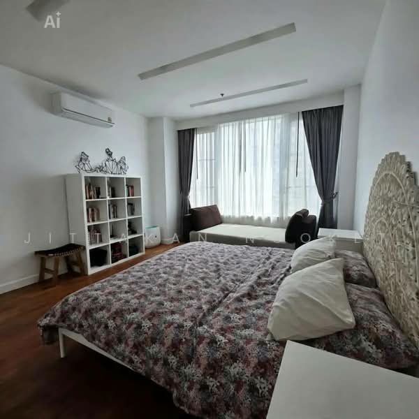 Siri Residence, Bangkok, 21 Soi Sukhumvit 24, Khong Tan, Khlong Toei, Bangkok, 3 Bedrooms, 150 sqm, Condo For Sale, by Jittakan Nooket, 500456111 - DDproperty.com