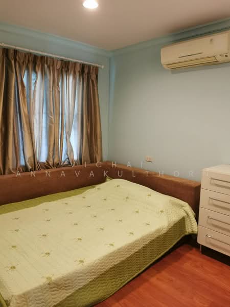 Lumpini Suite Ratchada-Rama 3, Bangkok, Soi Naradhiwat Rajanagarindra 30, Chong Nonsi, Yan Nawa, Bangkok, 3 Bedrooms, 84 sqm, Condo For Rent, by Vichai Annavakulthorn, 500456136 - DDproperty.com