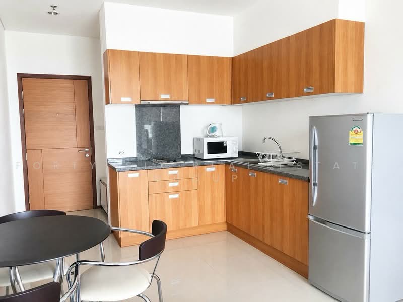 Villa Sathorn, Bangkok, 5 KrungThonBuri Road, Khlong Ton Sai, Khlong San, Bangkok, Studio, 41 sqm, Condo For Rent, by Forty-Six Real Estate Group, 500456145 - DDproperty.com