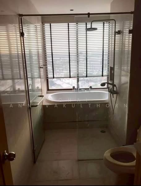 The Emporio Place, Bangkok, 93 Soi Sukhumvit 24, Sukhumvit Road, Khong Tan, Khlong Toei, Bangkok, 1 Bedroom, 65 sqm, Condo For Rent, by Vichai Annavakulthorn, 500456146 - DDproperty.com