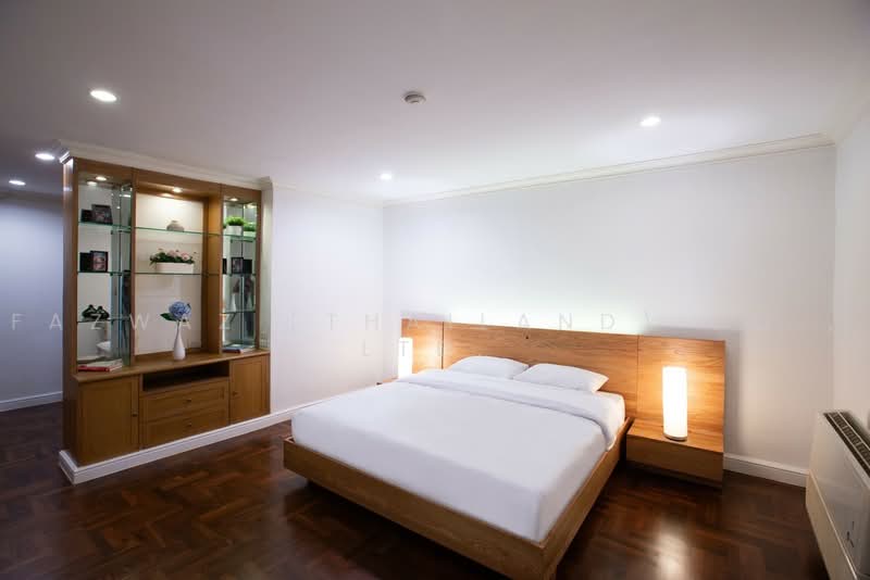 Baan Sawasdee, Bangkok, 42-1 Soi Sukhumvit 31, Khlongtoei Nua, Watthana, Bangkok, 3 Bedrooms, 278 sqm, Condo For Rent, by Fazwaz (Thailand) Co., Ltd., 500456156 - DDproperty.com