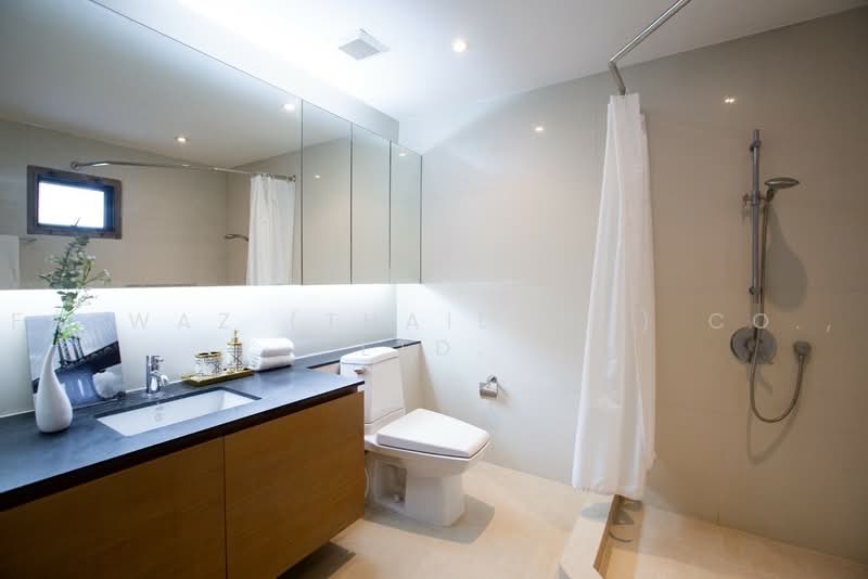 Baan Sawasdee, Bangkok, 42-1 Soi Sukhumvit 31, Khlongtoei Nua, Watthana, Bangkok, 3 Bedrooms, 278 sqm, Condo For Rent, by Fazwaz (Thailand) Co., Ltd., 500456156 - DDproperty.com