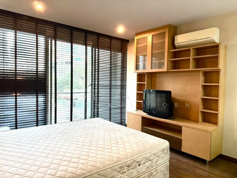 Von Napa Sukhumvit 38, Bangkok, Soi Sukhumvit 38, Phra Kanong, Khlong Toei, Bangkok, 1 Bedroom, 60 sqm, Condo For Rent, by Vichai  Annavakulthorn, 500456189 - DDproperty.com