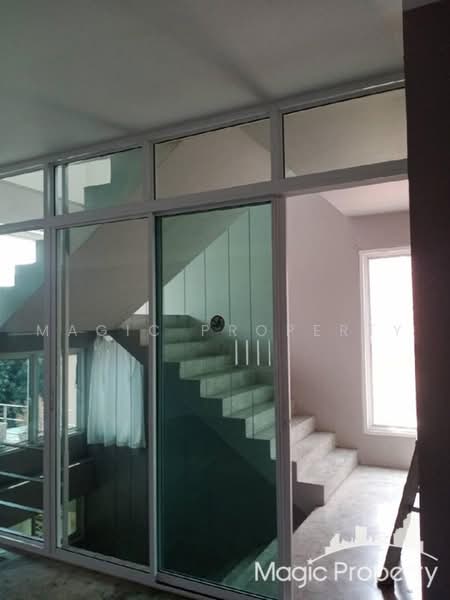 Home Office For Rent in Soi Phetchaburi 47, Bangkok, Bang Kapi, Huai Khwang, Bangkok, , 750 sqm, Shophouse For Rent, by Magic Property, 500456224 - DDproperty.com