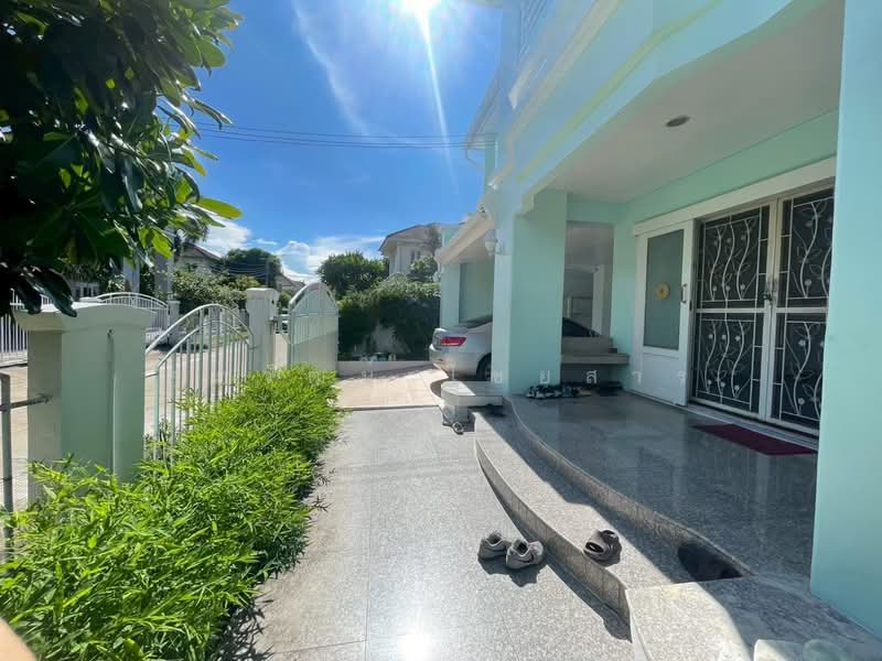 Laddarom Rattanathibet, Nonthaburi, Rattanathibet Road, Sai Ma, Muang Nonthaburi, Nonthaburi, 4 Bedrooms, 300 sqm, Single Detached House For Sale, by ศุภวัฒน์ ไชยสาร, 500456265 - DDproperty.com