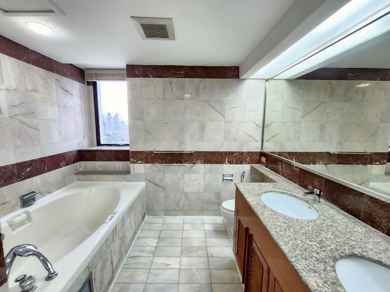 President Park Sukhumvit 24, Bangkok, 99 Sukhumvit 24 Alley, Khlongtoei Nua, Watthana, Bangkok, 3 Bedrooms, 260 sqm, Condo For Sale, by Suchada Yodyiem, 500456299 - DDproperty.com