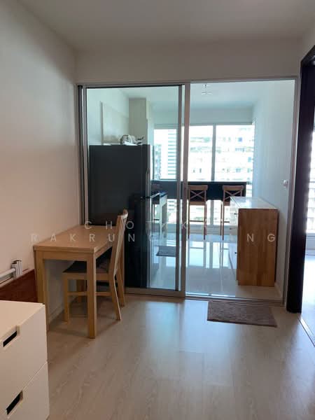 Rhythm Sathorn, Bangkok, 141 Soi Sathorn 21, Yan Nawa, Sathon, Bangkok, 1 Bedroom, 38 sqm, Condo For Rent, by Chotika Rakrungrueang, 500456320 - DDproperty.com