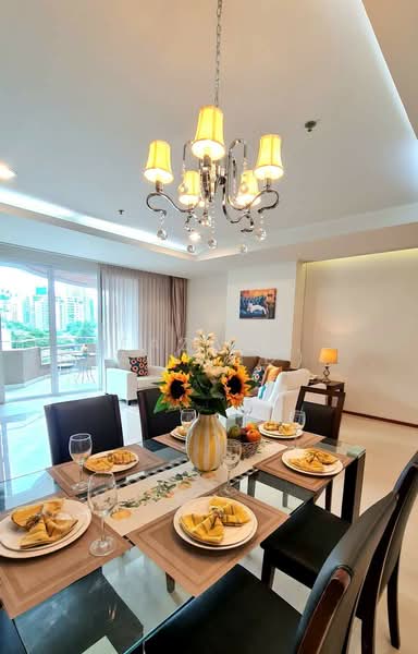 Piyathip Place, Bangkok, 24 Soi Prommitr, Khlong Tan Nua, Watthana, Bangkok, 3 Bedrooms, 260 sqm, Condo For Rent, by Fazwaz (Thailand) Co., Ltd., 500456327 - DDproperty.com