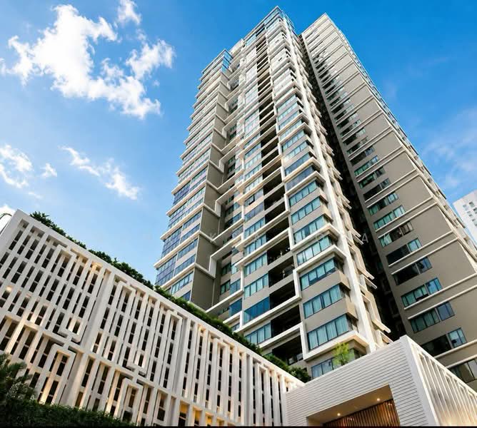 The Emporio Place, Bangkok, 93 Soi Sukhumvit 24, Sukhumvit Road, Khong Tan, Khlong Toei, Bangkok, 2 Bedrooms, 105 sqm, Condo For Rent, by Boonraksa Sopak, 500456376 - DDproperty.com