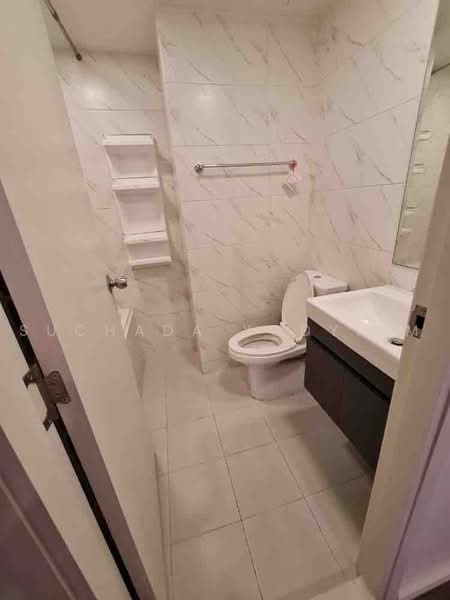 Atmoz Ratchada-Huaikwang, Bangkok, Saha Kan Pramun Alley, Wang Thonglang, Bangkok, 2 Bedrooms, 47 sqm, Condo For Sale, by Suchada Yodyiem, 500456404 - DDproperty.com