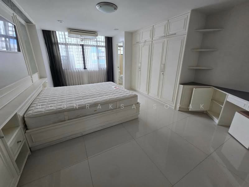 Grand Ville House 2, Bangkok, Soi Sukhumvit 19, Khlongtoei Nua, Watthana, Bangkok, 3 Bedrooms, 253 sqm, Condo For Rent, by Boonraksa Sopak, 500456405 - DDproperty.com