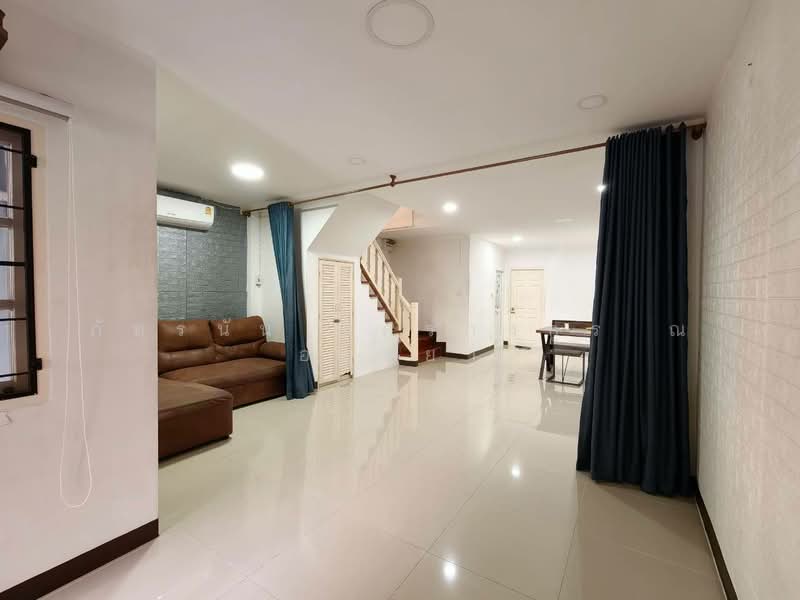 Green Ville Hathairat, Pathum Thani, Lat Sawai, Lam Luk Ka, Pathum Thani, 3 Bedrooms, 80 sqm, Townhouse For Sale, by ภัทรนัน อิศรางกูร ณ อยุธยา, 500456409 - DDproperty.com