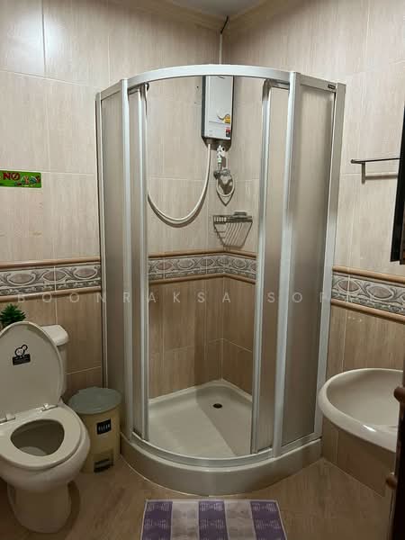 บ้าน 4-ห้องนอน, กรุงเทพ, ดินแดง, กรุงเทพ, 300 ตร.ม., บ้านเดี่ยว ให้เช่า, โดย Boonraksa Sopak, 500456417 - DDproperty.com