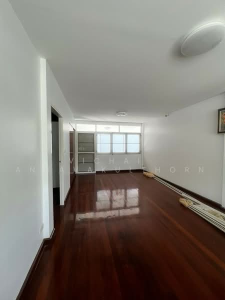 2-BR House, Bangkok, Yan Nawa, Sathon, Bangkok, 2 Bedrooms, 200 sqm, Single Detached House For Rent, by Vichai Annavakulthorn, 500456430 - DDproperty.com