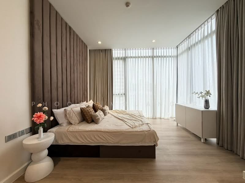 Vittorio 39, Bangkok, 8 Sukhumvit, Khlong Tan Nua, Watthana, Bangkok, 2 Bedrooms, 140 sqm, Condo For Rent, by Phoom Imruangsri, 500456442 - DDproperty.com