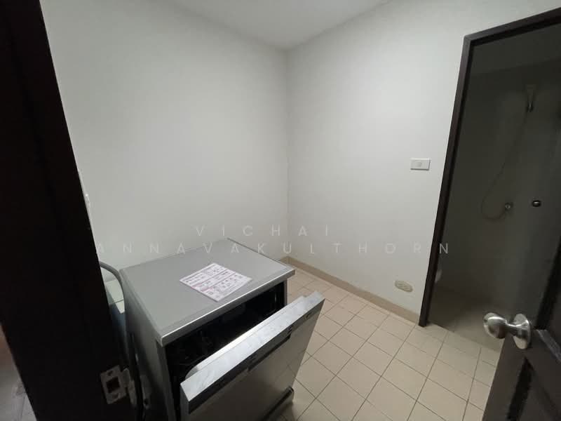 Grand Langsuan, Bangkok, Soi Lang Suan ,Ploenchit Road, Lumphini, Pathum Wan, Bangkok, 3 Bedrooms, 170 sqm, Condo For Rent, by Vichai Annavakulthorn, 500456475 - DDproperty.com