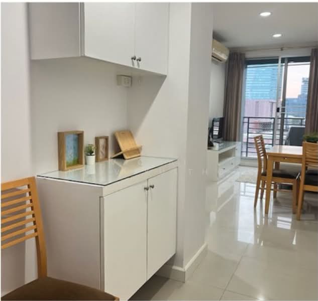 @City Condominium, Bangkok, 169 Sukhumvit Road, Bang Chak, Phra Khanong, Bangkok, 2 Bedrooms, 56 sqm, Condo For Rent, by Vichai Annavakulthorn, 500456538 - DDproperty.com