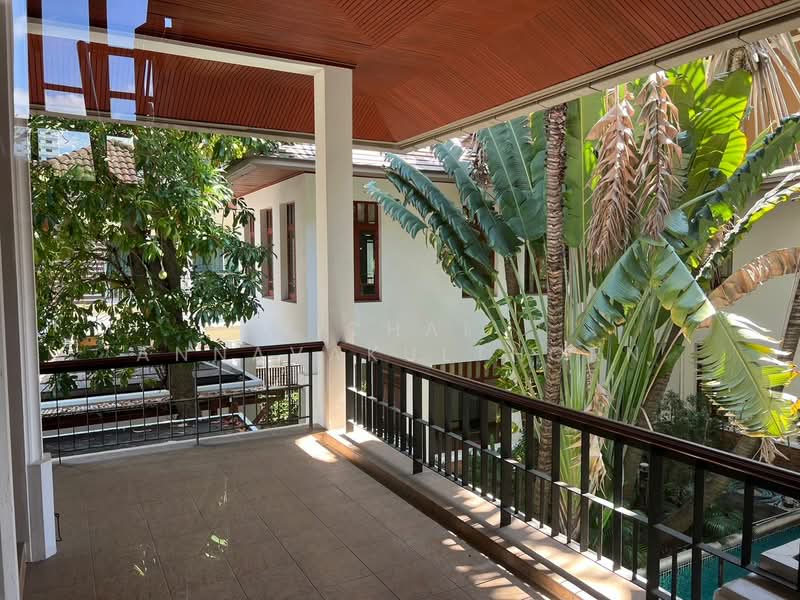4-BR Villa, Bangkok, Phra Kanong Nua, Watthana, Bangkok, 4 Bedrooms, 620 sqm, Villa For Rent, by Vichai Annavakulthorn, 500456585 - DDproperty.com