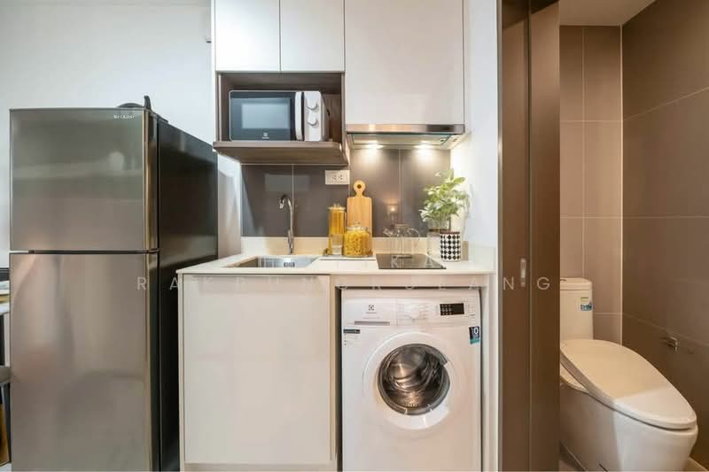 IDEO Mobi Asoke, Bangkok, New Petchaburi Road, Bang Kapi, Huai Khwang, Bangkok, 1 Bedroom, 29 sqm, Condo For Rent, by Chotika Rakrungrueang, 500456613 - DDproperty.com