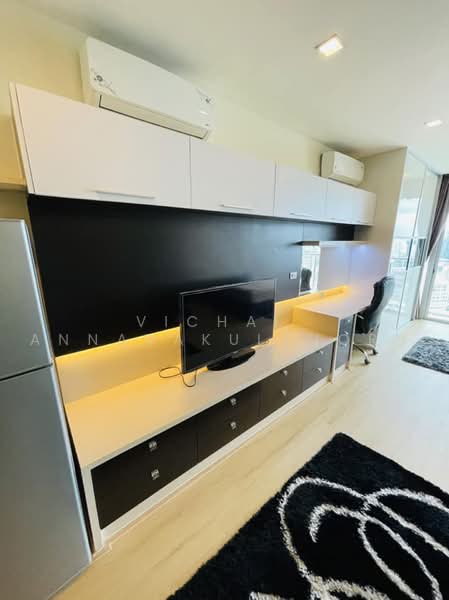 Sky Walk Residences, Bangkok, 1599 Sukhumvit Road, Phra Kanong Nua, Watthana, Bangkok, 1 Bedroom, 40 sqm, Condo For Rent, by Vichai Annavakulthorn, 500456674 - DDproperty.com