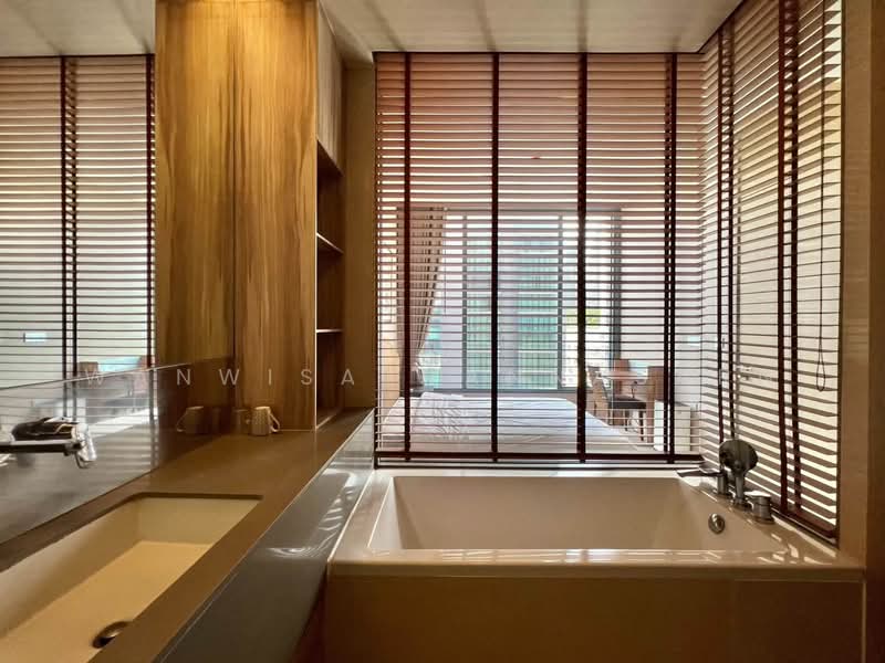 The Esse Asoke, Bangkok, 333 Soi Sukhumvit 21, Sukhumvit Road, Khlongtoei Nua, Watthana, Bangkok, 1 Bedroom, 43 sqm, Condo For Rent, by Wanwisa Wannasarn, 500456691 - DDproperty.com