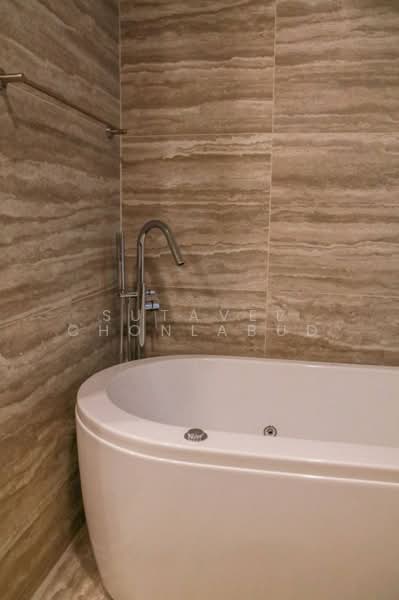 Celes Asoke, Bangkok, 8-10 Sukhumvit 21, Khlongtoei Nua, Watthana, Bangkok, 3 Bedrooms, 137 sqm, Condo For Rent, by Sutavee Chonlabud, 500456737 - DDproperty.com
