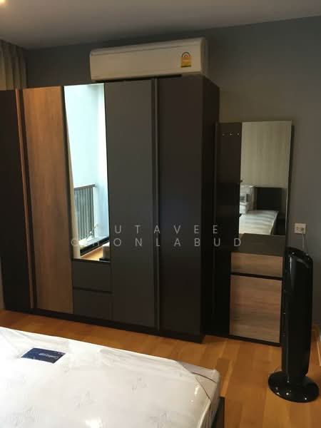 Noble Revo Silom, Bangkok, 88 Soi Surasak Surasak Road, Silom, Bang Rak, Bangkok, 1 Bedroom, 34 sqm, Condo For Rent, by Sutavee Chonlabud, 500456817 - DDproperty.com