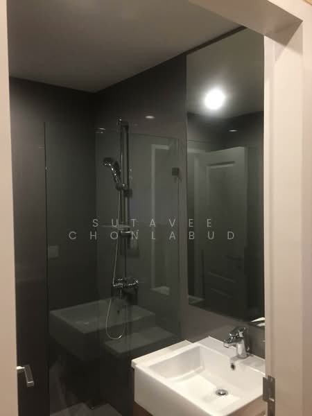 Noble Revo Silom, Bangkok, 88 Soi Surasak Surasak Road, Silom, Bang Rak, Bangkok, 1 Bedroom, 34 sqm, Condo For Rent, by Sutavee Chonlabud, 500456817 - DDproperty.com