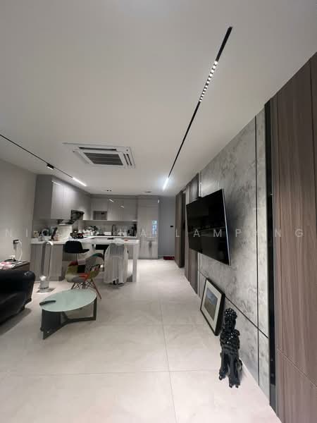 Baan Klang Krung Thonglor : บ้านกลางกรุงทองหล่อ, กรุงเทพ, 55 ซอยสุขุมวิท 55, คลองตันเหนือ, วัฒนา, กรุงเทพ, 330 ตร.ม., ทาวน์เฮ้าส์ ขาย, โดย Nicha Na Lampang, 500456854 - DDproperty.com