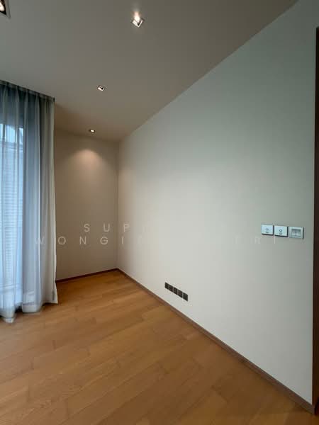 28 Chidlom, Bangkok, 28 Chit Lom Alley, Lumphini, Pathum Wan, Bangkok, 2 Bedrooms, 74 sqm, Condo For Sale, by Supitcha Wongisaraseri, 500456878 - DDproperty.com