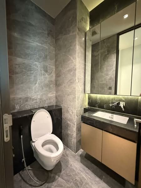 28 Chidlom, Bangkok, 28 Chit Lom Alley, Lumphini, Pathum Wan, Bangkok, 2 Bedrooms, 74 sqm, Condo For Sale, by Supitcha Wongisaraseri, 500456878 - DDproperty.com