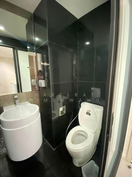 Rhythm Sukhumvit 36-38, Bangkok, 55 Soi Sukhumvit 36, Sukhumvit Road, Phra Kanong, Khlong Toei, Bangkok, Studio, 24 sqm, Condo For Rent, by Nareerat Pimsawang, 500456906 - DDproperty.com