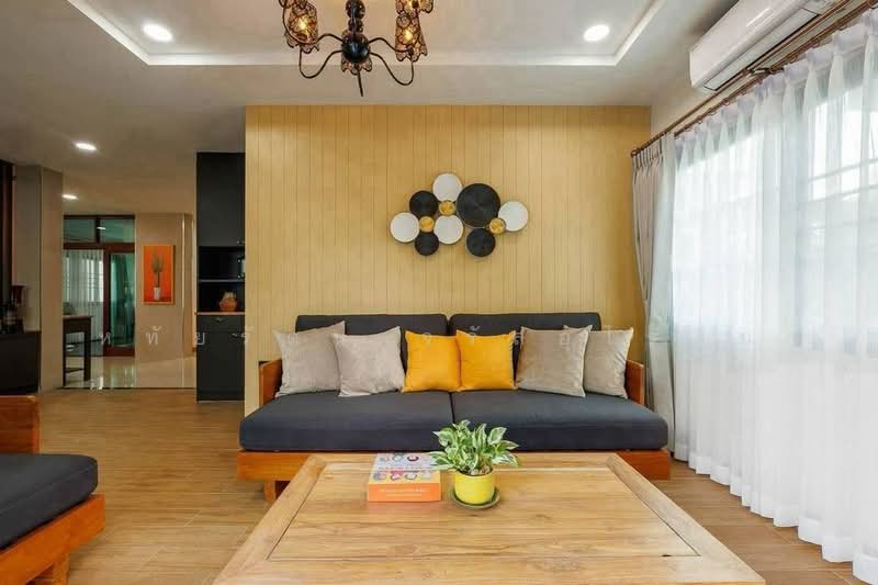 Modern Luxury Pool Villa for Sale , Fully Furnished, Prime Location Behind Mae Hia Fresh Market, Chi, Chiang Mai, รอบเมืองเชียงใหม่, Mae Hia, Muang Chiang Mai, Chiang Mai, 5 Bedrooms, 380 sqm, Single Detached House For Sale, by หทัยรัตน์ จรัสอุไรสิน, 500456958 - DDproperty.com